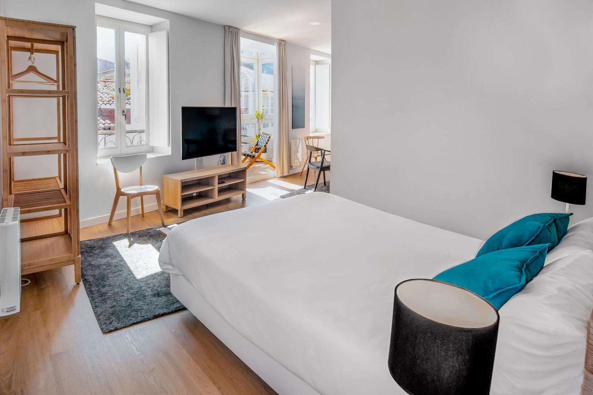 Snoe Hotel Camino Do Eume Apartamentos Пуэнтедеуме Экстерьер фото