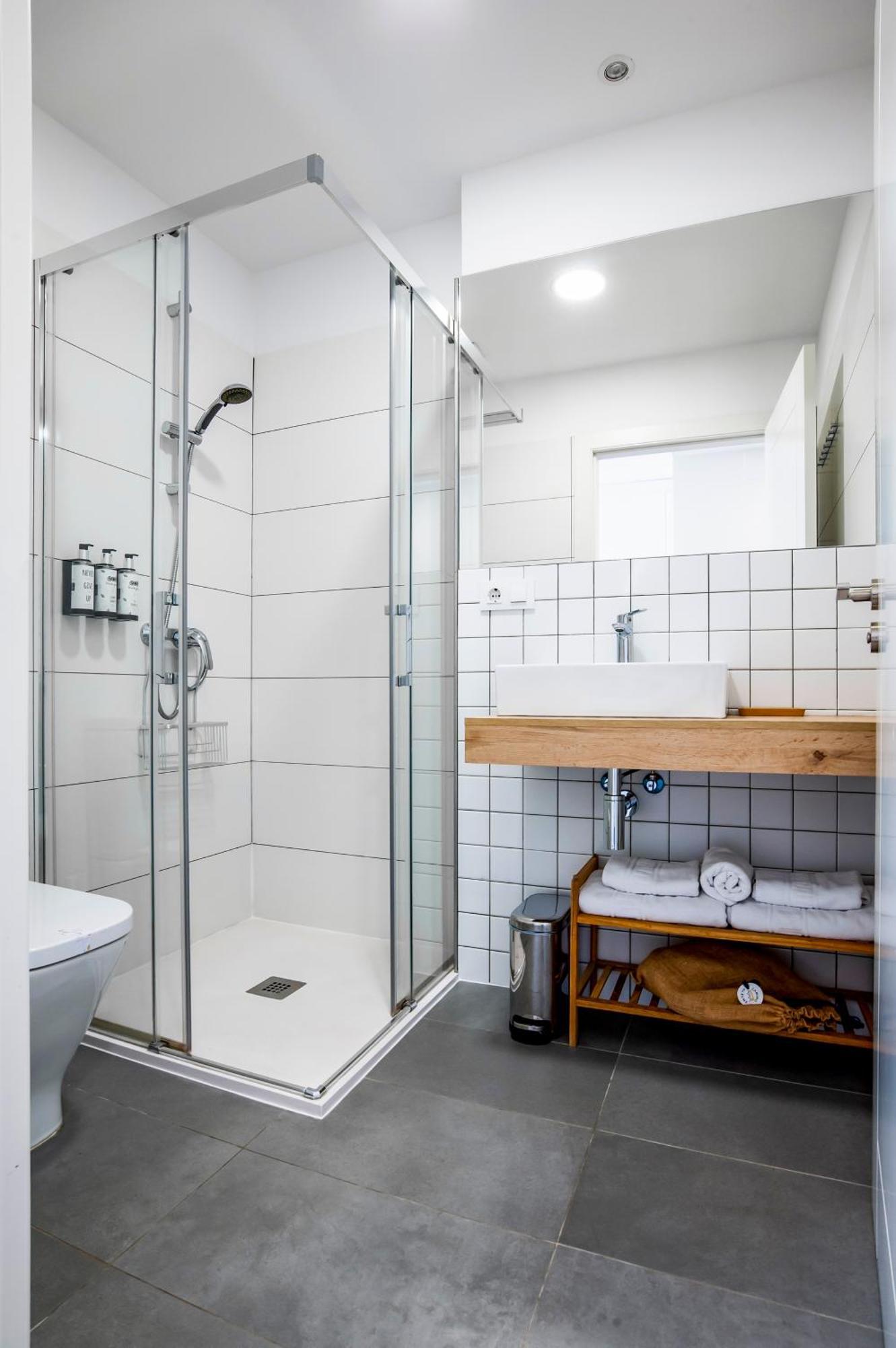 Snoe Hotel Camino Do Eume Apartamentos Пуэнтедеуме Экстерьер фото