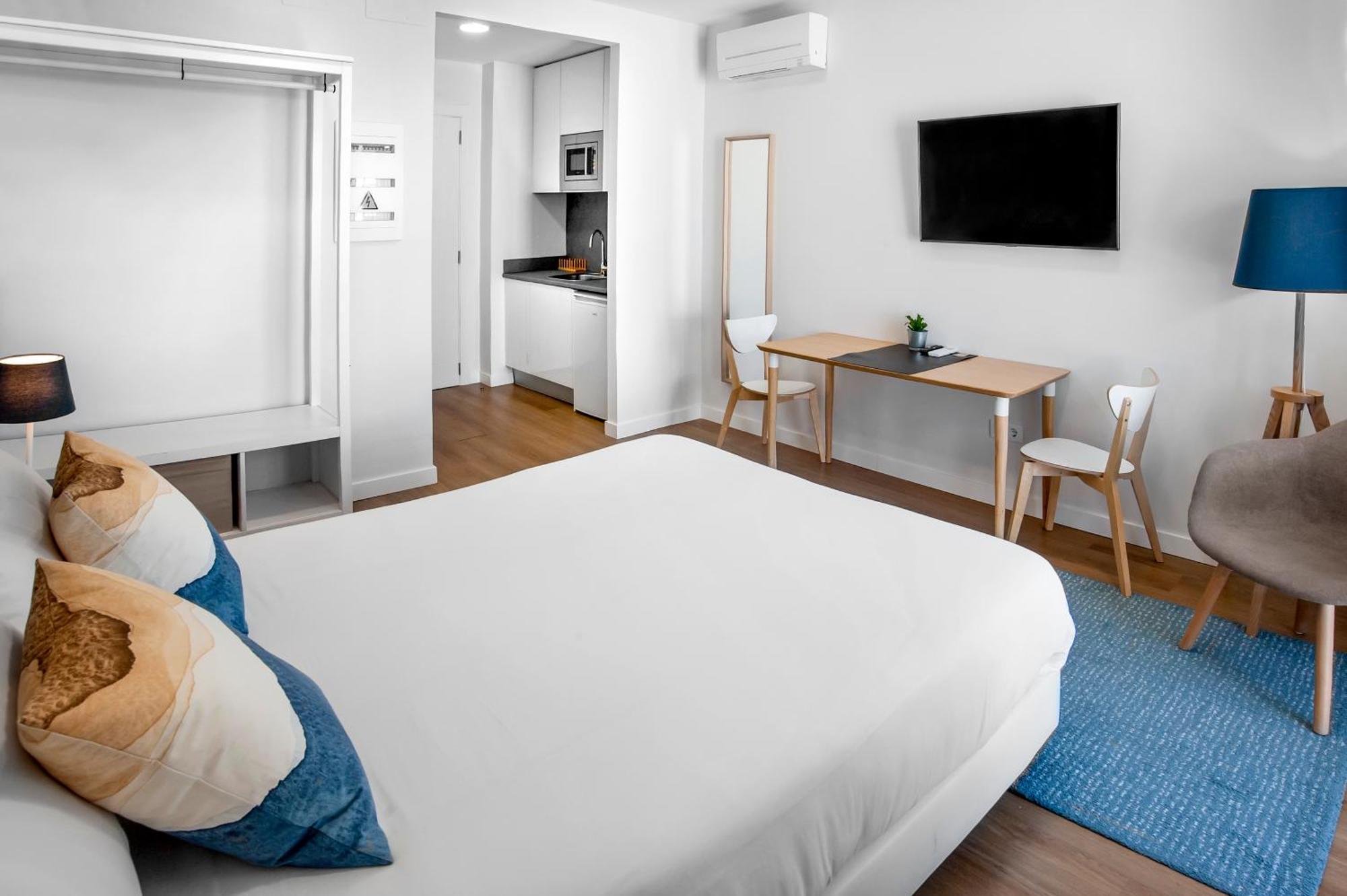 Snoe Hotel Camino Do Eume Apartamentos Пуэнтедеуме Экстерьер фото
