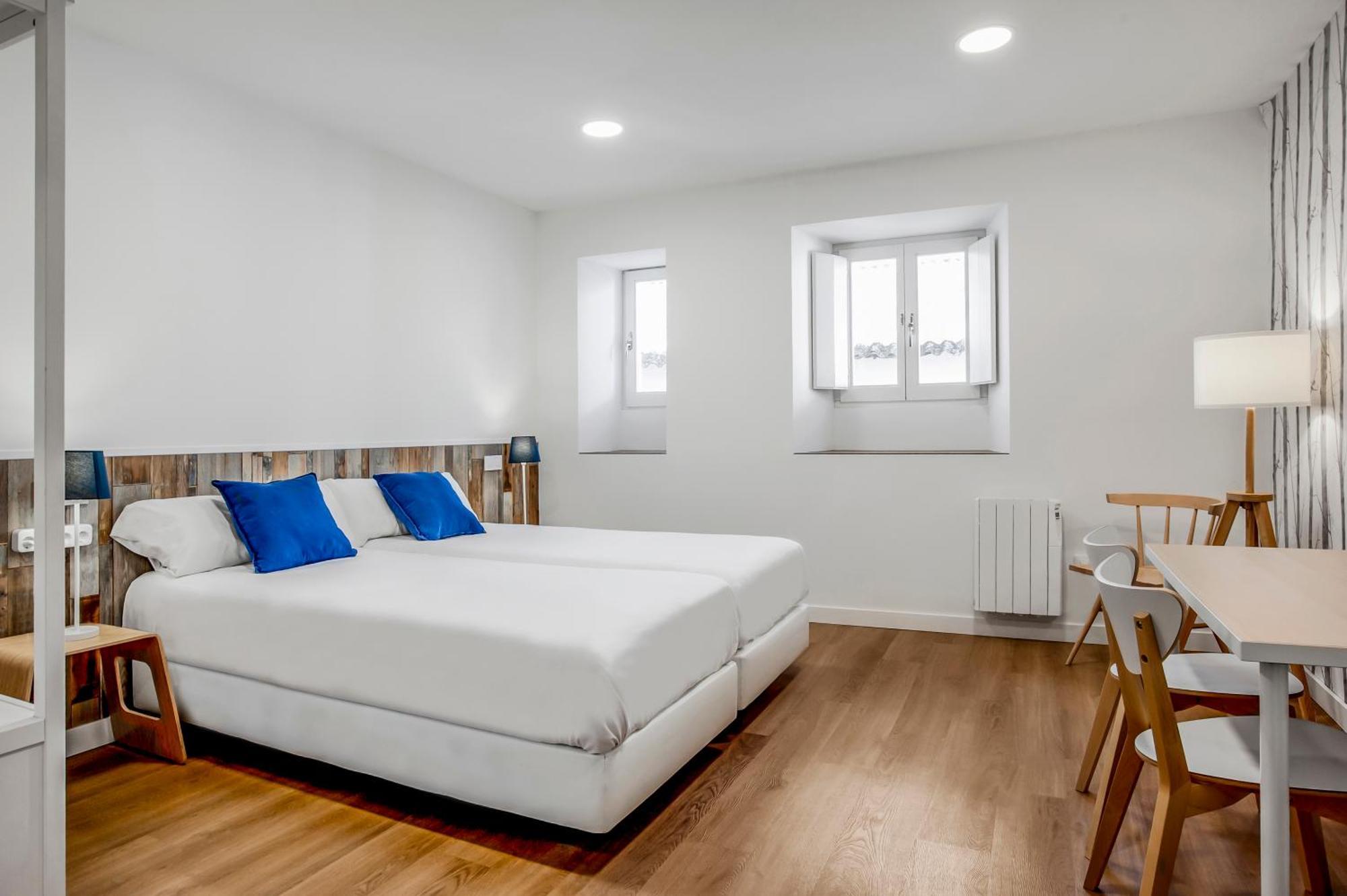 Snoe Hotel Camino Do Eume Apartamentos Пуэнтедеуме Экстерьер фото